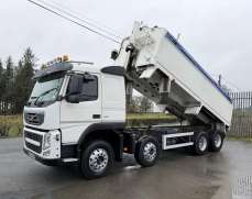 2012 Volvo FM 450 8x4 Tipper